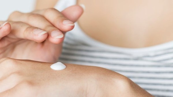 ▲▼去角質。(示意圖/取自免費圖庫Pexels)