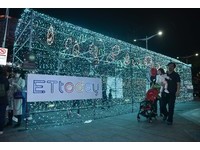 ▲▼2019台北燈節,東森集團主燈。（圖／記者李毓康攝）