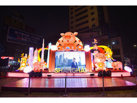 ▲▼2019台北燈節,上海豬歲喜盈門。（圖／記者李毓康攝）