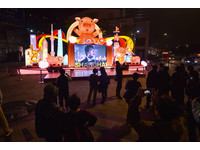 ▲▼2019台北燈節,上海豬歲喜盈門。（圖／記者李毓康攝）