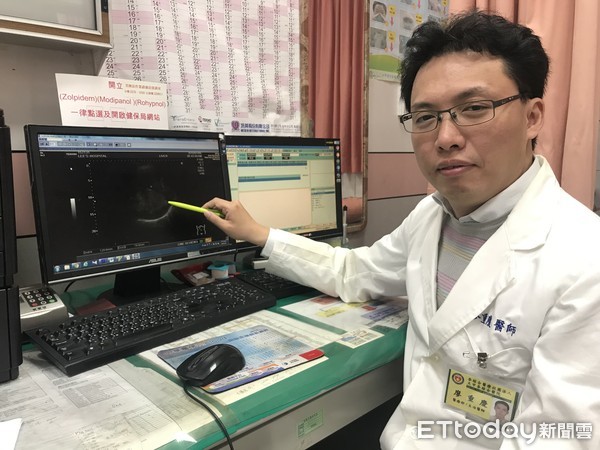 ▲▼超音波檢查發現周老先生腹腔內有大大小小多顆肝腫瘤。(圖/大甲李綜合醫院提供)