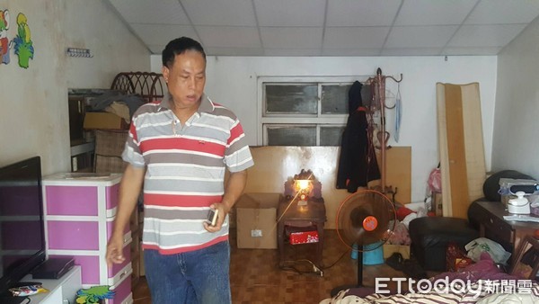 ▲台灣獼猴入侵民宅 咬傷午睡車城張姓農民 。(圖/記者陳崑福攝)