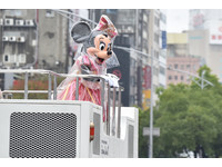 2019台北燈節踩街嘉年華遊行,東京迪士尼35週年慶特別遊行。（圖／記者李毓康攝）