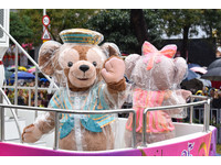 2019台北燈節踩街嘉年華遊行,東京迪士尼35週年慶特別遊行。（圖／記者李毓康攝）