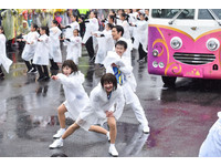 2019台北燈節踩街嘉年華遊行,東京迪士尼35週年慶特別遊行。（圖／記者李毓康攝）