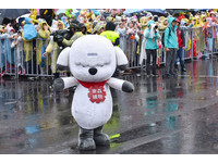 2019台北燈節踩街嘉年華遊行,東森購物吉祥物得意GoGo。（圖／記者李毓康攝）