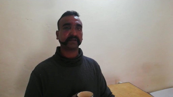 ▲▼印度飛官Abhinandan Varthaman遭巴基斯坦拘留。（圖／路透）