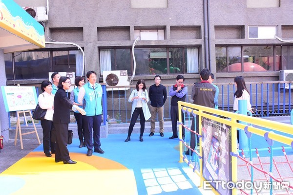 ▲花蓮市公所將日本人建造的花崗山游泳池,透過活化變身為兒童戲沙池。(圖/花蓮市公所提供,下同)