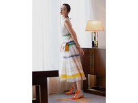 ▲▼TORY BURCH DESTINATION ANYWHERE快閃店。（圖／翻攝古力娜扎工作室微博）