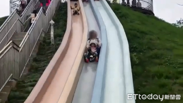 ▲▼家長陪溜滑梯,兒童腳骨折。(圖/黎博彥診所提供)