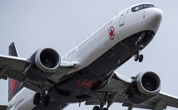 ▲美國參院將針對波音737 MAX 8飛機的安全性舉行聽證會。圖為加拿大航空的一架波音737 MAX 8客機。(圖／達志影像／美聯社)