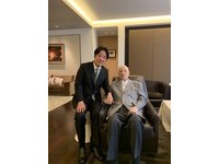 ▲▼賴清德拜會李登輝兩人合影。（圖／李登輝辦公室提供）