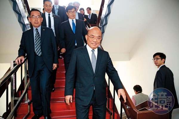 不少民進黨立委憂心恐重演2008年總統黨內初選時,謝長廷與蘇貞昌對決刀刀見骨的局面。