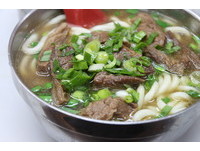 ▲劉山東牛肉麵，米其林必比登推介牛肉麵。（圖／記者黃士原攝）