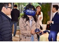 本次記者會除了奧迪e-tron現身外，台灣福斯集團也於現場展示快速充電樁以及AR實境體驗等設備。