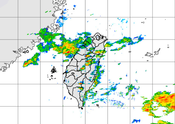 ▲▼對流雲系移入，中竹苗晚間防瞬間大雨。（圖／中央氣象局）