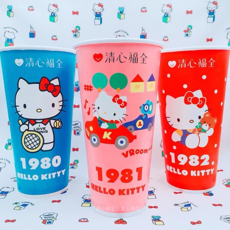 ▲清心聯名Hello Kitty獨家推出9款經典年份杯 。 （圖／翻攝自臉書／清心福全三重五華店）