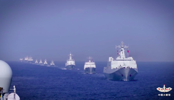 ▲▼ 解放軍海軍將在青島舉行建軍70週年活動。（圖／翻攝新浪微博@東風快遞）