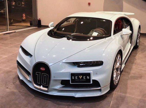 身價三級跳！美國狂人把自家Hyundai Coupe改造成Bugatti Chiron（圖／翻攝自autoevolution）