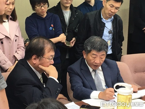 ▲再生醫療修法卡關! 一上午「製劑、製品」談不攏。(圖/記者嚴云岑攝)