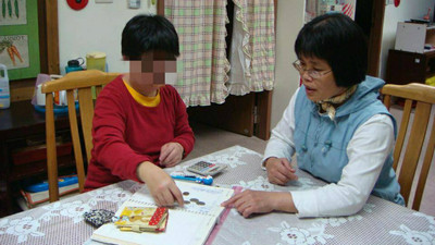 暖帶障礙兒回老家過年　「媽咪老師」奉獻20年照顧智青：這裡是他們的家