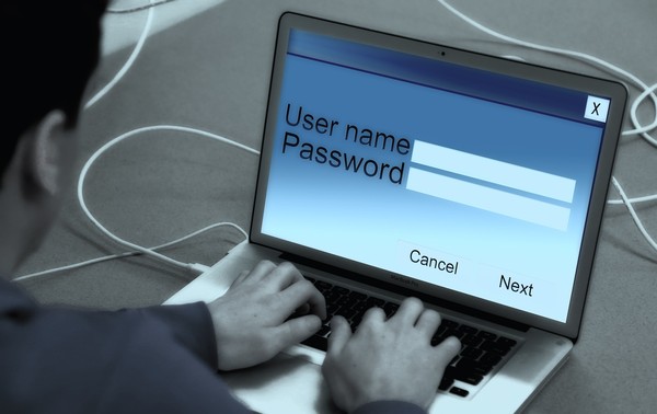 ▲▼密碼，電腦，信用卡。（圖／pixabay）