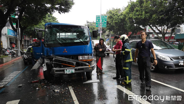 ▲▼ 士林車禍 。(圖/記者黃彥傑攝)
