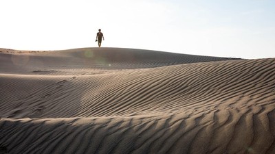 台灣也有沙漠？絕美祕境「草漯沙丘」　媲美日本鳥取沙丘