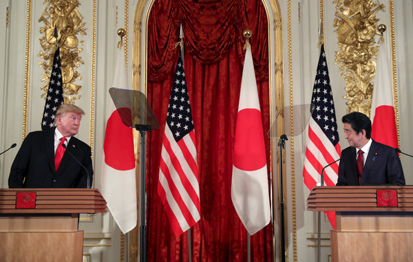 ▲▼ 美國總統川普與日本首相安倍晉三舉行美日第11次領導人峰會。2019年5月27日。（圖／路透）