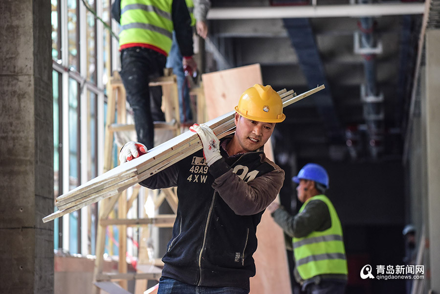 ▲青島農民工文學家孟令新。(圖/翻攝自青島新聞網)