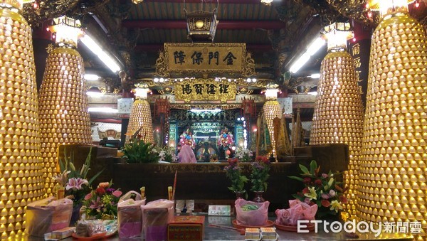 新竹都城隍廟供奉全台官階最高的城隍爺。（圖／記者陳俊宏攝）