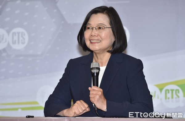 ▲▼民進黨總統初選電視政見會會後記者會,蔡英文。(圖/記者李毓康攝)