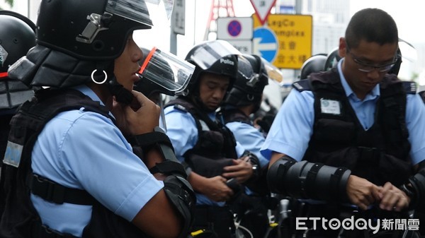 ▲▼香港反送中，街道空警、警備。（圖／記者吳奕靖攝）