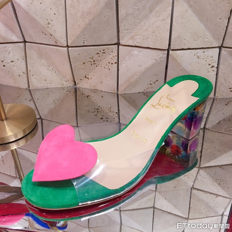 ▲▼Christian Louboutin紅底鞋2019秋冬系列。（圖／記者張妤瑄攝）