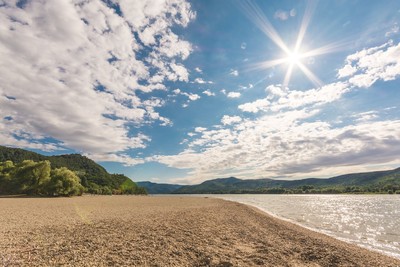 兩男海上環島GPS當機！　「奇幻漂流29天」意外入境400公里外鄰國