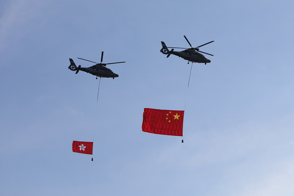 ▲▼香港升旗,七一升旗,升旗禮,2017年7月1日升旗儀式。（圖／視覺中國）