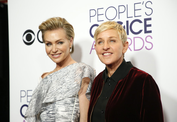 ▲▼  美國知名主持人艾倫狄珍妮（Ellen DeGeneres）和伴侶帕蒂亞狄蘿西（Portia de Rossi）。（圖／路透）