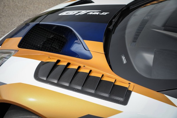 ▲700匹賽道機器  福特最強跑車「Ford GT MkII」亮相。（圖／翻攝自Ford）