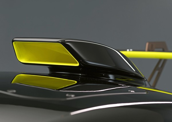 ▲奧迪推出R8 LMS GT2賽車。（圖／翻攝自Audi）