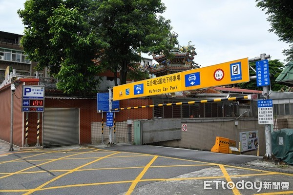 ▲▼五分埔公園地下停車場使用率低。（圖／記者湯興漢攝）