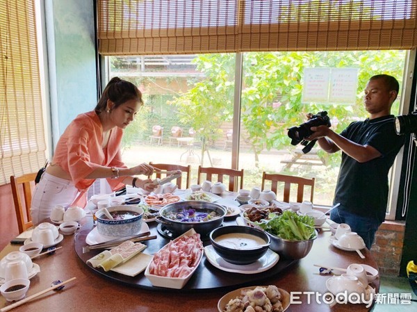 ▲泰國高人氣網紅Jessica Wang來花蓮拍攝美食影片及旅遊踩線。（圖／花蓮縣政府提供，下同）