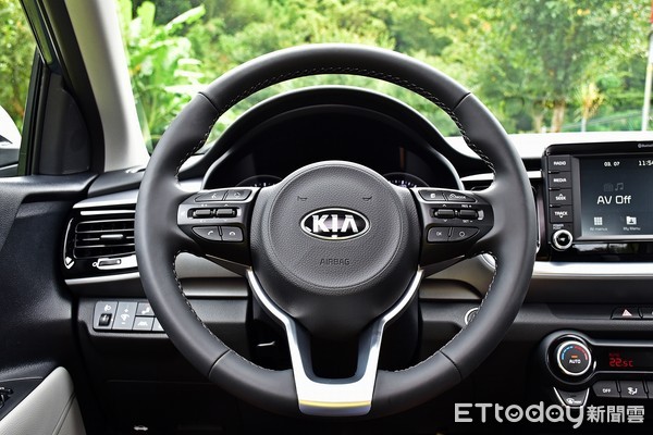 跨界有理、安全無價！KIA Stonic 1.0T驚艷版試駕開箱（圖／記者游鎧丞攝）