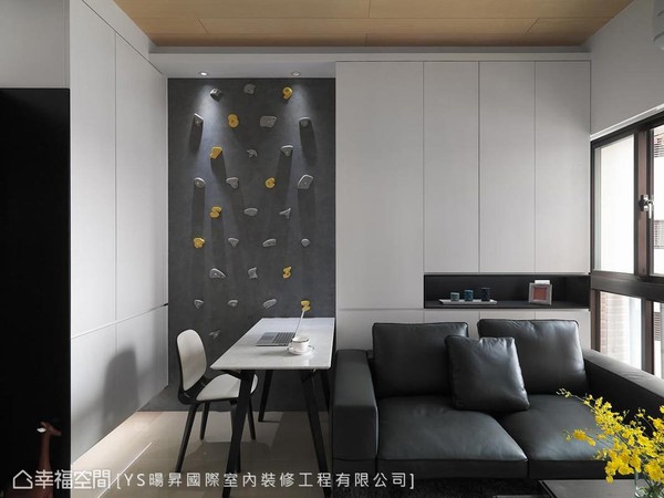 issue01_319_06.jpg issue01_319_06.jpg