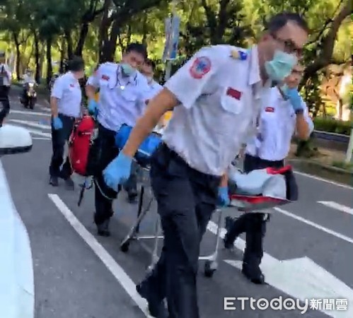 ▲敦化北路男遭電擊。(圖/記者黃彥傑攝)