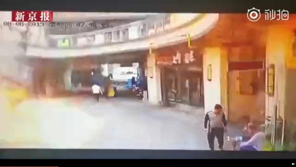 ▲蘇州商業街氣爆，造成2人受傷。（圖／翻攝自新京報，下同）