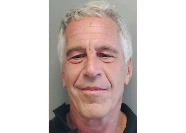 ▲▼美國富商艾普斯坦（Jeffrey Epstein）。（圖／達志影像／美聯社）