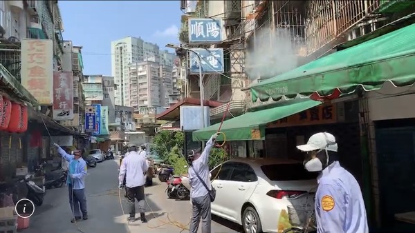 ▲▼新北今年首例本土登革熱中和現蹤，衛生人員進行防治工作。（圖／新北市衛生局提供）