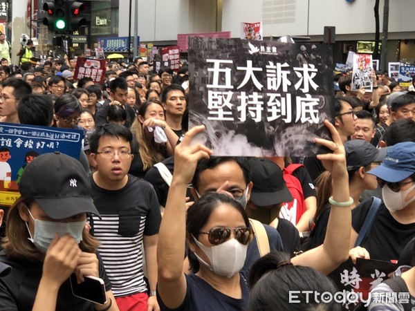 ▲大批香港市民參與818民陣集會。（圖／記者陳以昇攝）