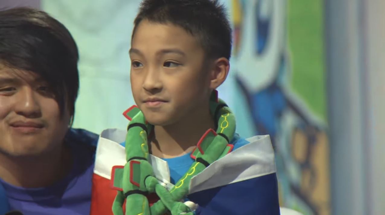 台灣男孩奪VGC世界冠軍，得勝後鬆了口氣（圖／翻攝自寶可夢官方YouTube）