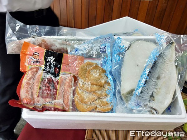 ▲▼蘇澳區漁會「鱻宴」禮盒，讓人中秋團圓海鮮美味一次購足。（圖／記者游芳男攝）